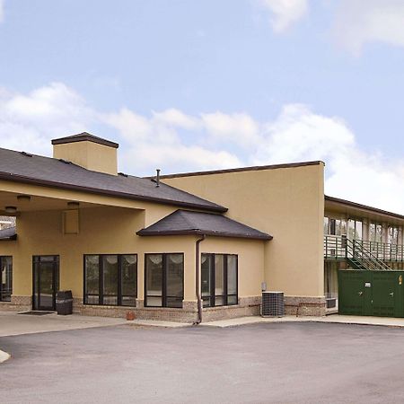 Days Inn By Wyndham Уайт Хаус Екстериор снимка